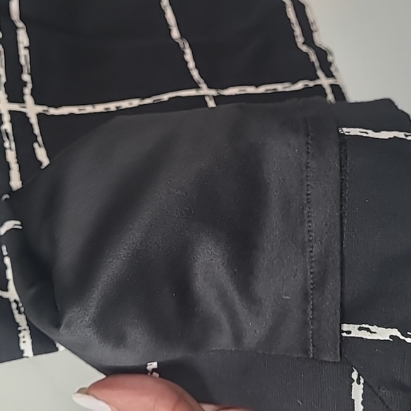 Express Women's Skirt - Picture 7 of 8